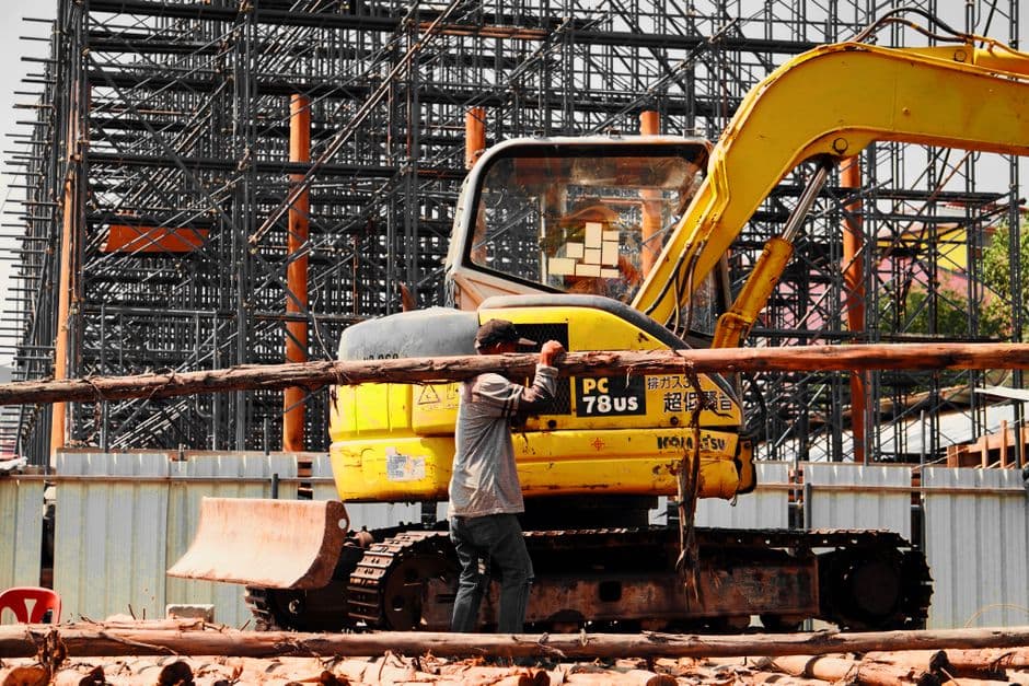 How to Track Submittal Revisions Without Losing Procurement Dates