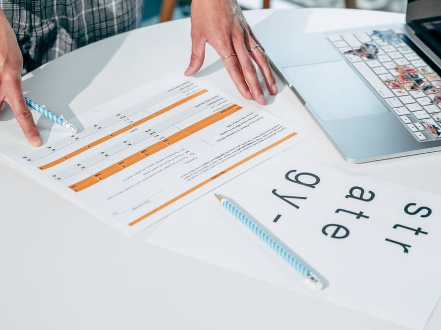 Should Electrical Subcontractors Send an Itemized Material List With a Commercial Bid?